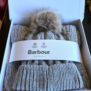 BARBOUR - NEW BEANIE AND SCARF - GREY